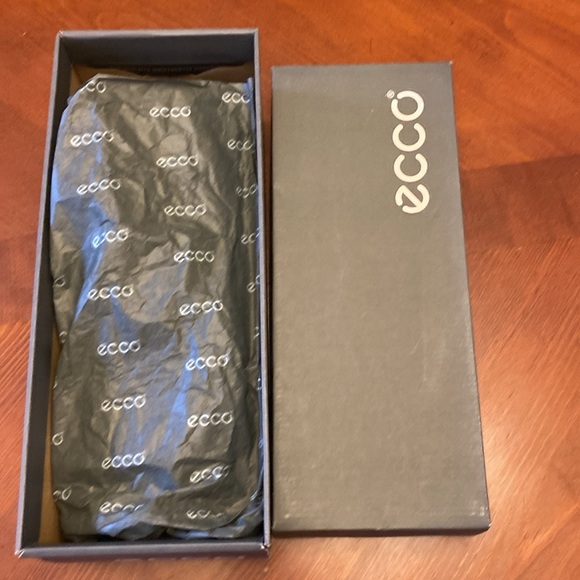 7-7.5 Ecco Anine Women’s Ballet Flats Black Patent Leather - Picture 5 of 6